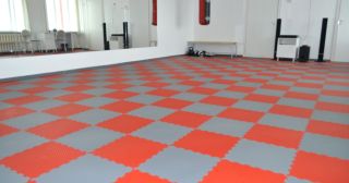 Резиновое покрытие для спортзала Гулькевичи, цена от 876 руб.